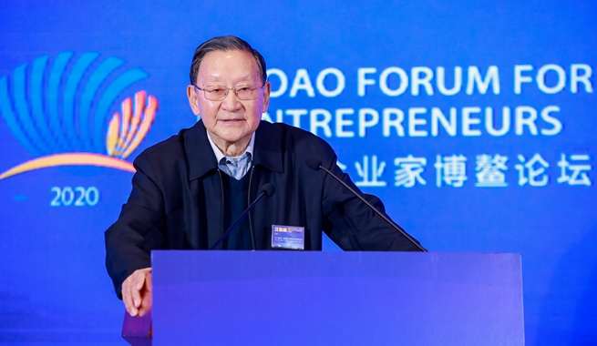 中國科學院院士，國際歐亞科學院院士，中國地源熱泵產業聯盟名譽理事長汪集暘演講