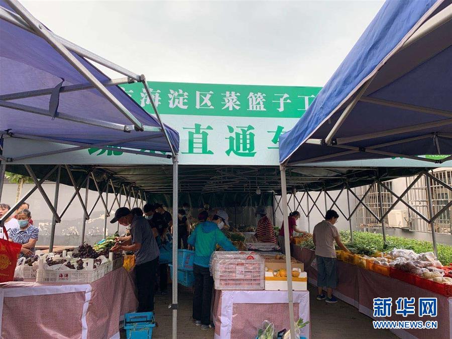 （總書記推動的改革身邊事·文化改革篇）（1）特寫：“生活便利了，環境變美了，人也舒心了” ——感受基層文明實踐站里的惠民服務